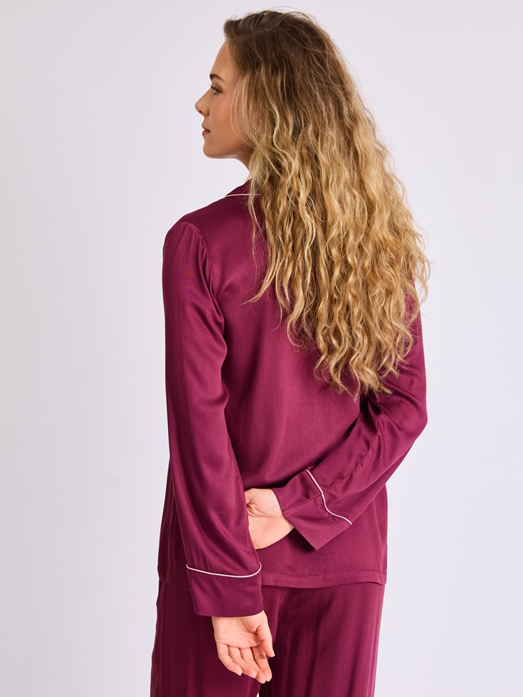 Carmen pysjsett 7514349_MWH-MELL-W25-Modell-Front_chn=vic_378_Carmen pysjsett MWH.jpg_Front||Front