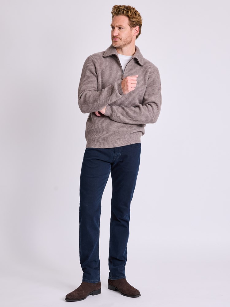 Sam zip genser 7514364_ICM-VESB-W25-Modell-Front_chn=vic_5278.jpg_Front