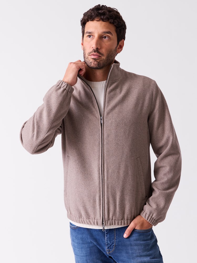 Duke jakke 7514408_R54-VESB-S26-Modell-Front_chn=vic_328_Duke jakke R54.jpg_Front