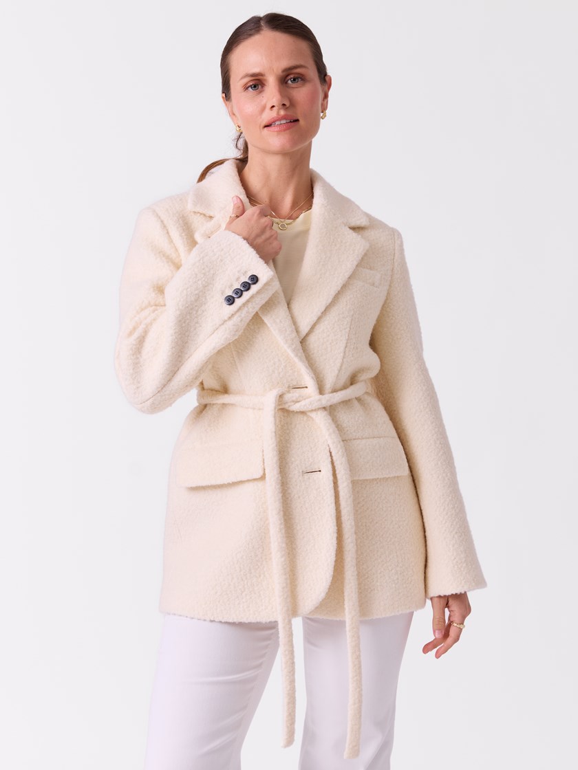 7514480 O79 7514480_O79-DONNA-S26-Modell-Front_chn=vic_3637_Chantal blazer O79_Chantal blazer O79 7514480.jpg_