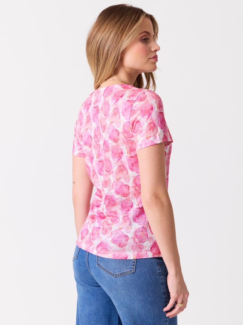 7514496 MNP 7514496_MNP-MELL-H26-Modell-Front_chn=vic_3342_Linnea mønstret t-skjorte MNP.jpg_Front