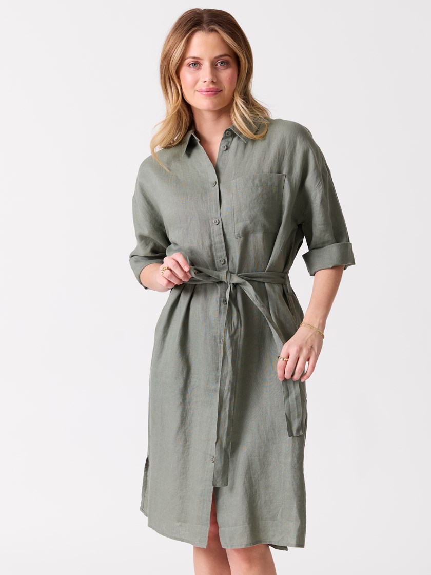 7514564 GTE 7514564_GTE-MELL-H26-Modell-Front_chn=vic_6046_Louise linskjortekjole GTE.jpg_Front