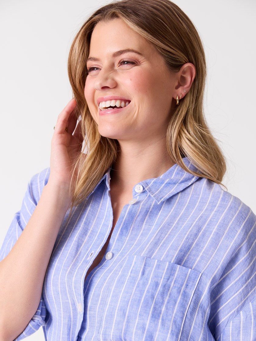 7514564 MVV 7514564_MVV-MELL-H26-Modell-Front_chn=vic_175_Louise linskjortekjole MVV.jpg_Front