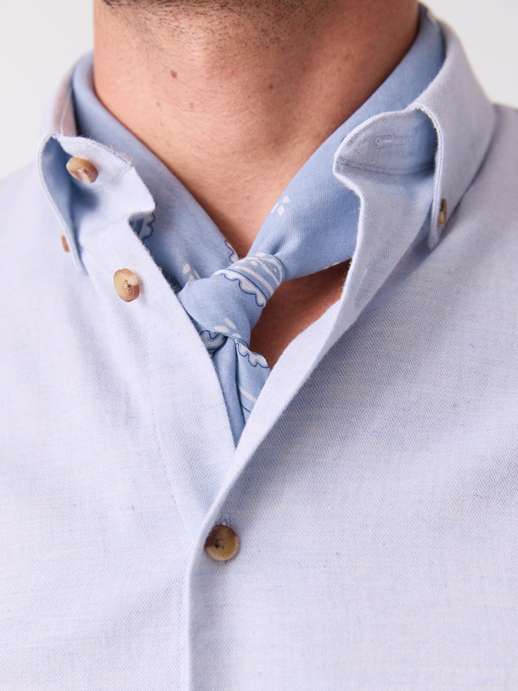 Spencer bandana 7514605_E9Q-VESB-S26-Modell-Front_chn=vic_3863_Spencer bandana E9Q.jpg_Front||Front