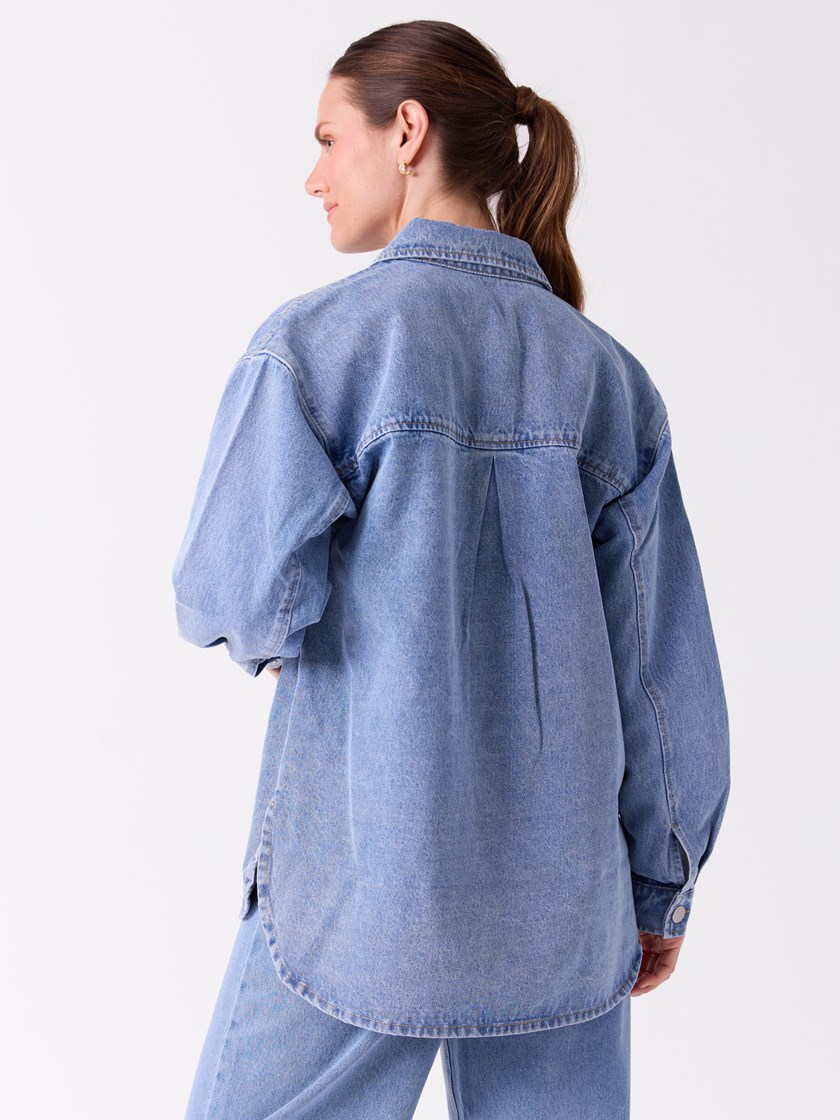 7514612 DAC 7514612_DAC-DONNA-S26-Modell-Front_chn=vic_4505_Estelle denimskjorte DAC.jpg_