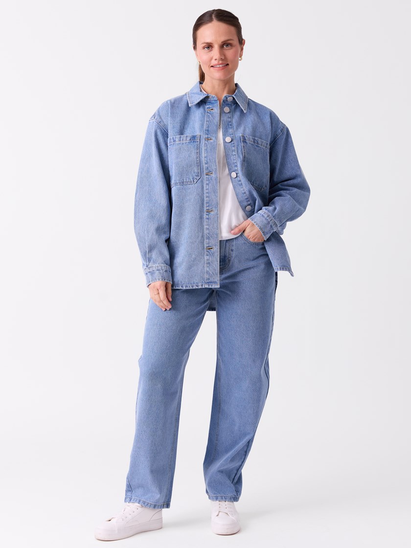 7514612 DAC 7514612_DAC-DONNA-S26-Modell-Front_chn=vic_5003_Estelle denimskjorte DAC.jpg_