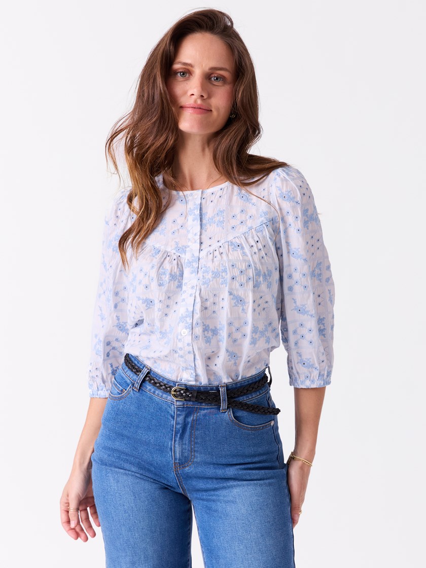 7514666 EPK 7514666_EPK-MELL-S26-Modell-Front_chn=vic_681_Olivia bluse EPK.jpg_Front||Front