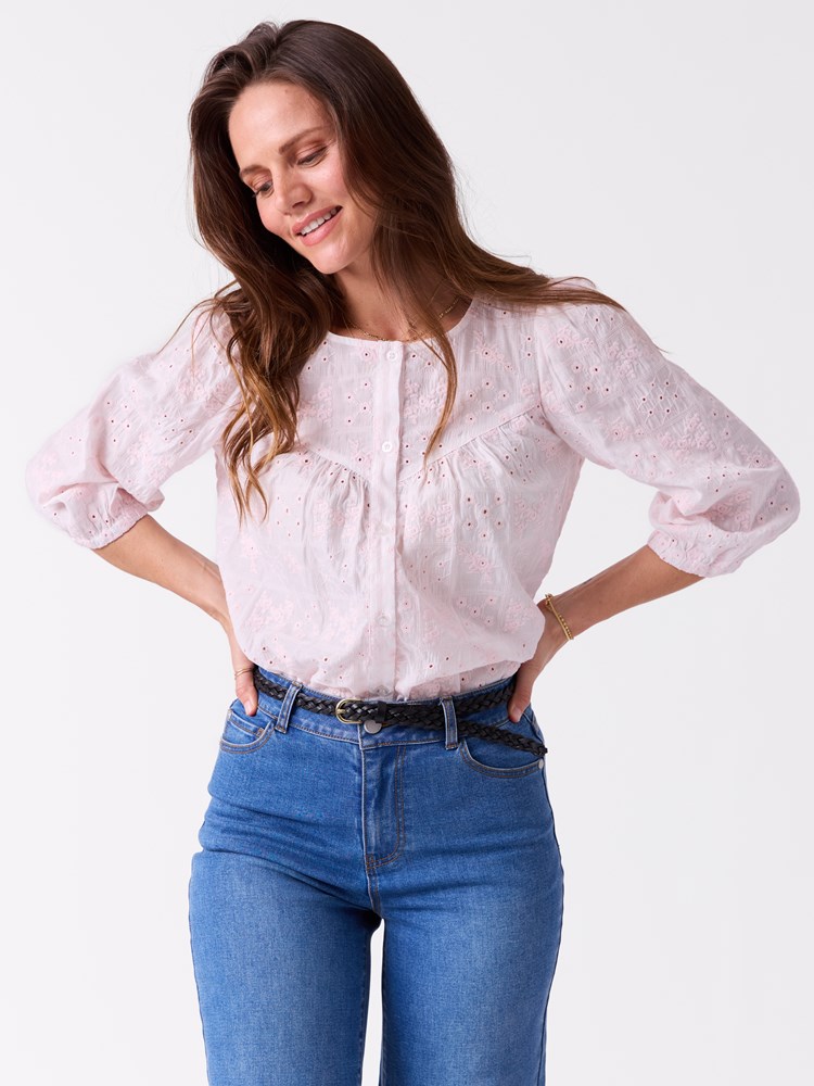 Olivia bluse 7514666_MIC-MELL-S26-Modell-Front_1_Olivia bluse MIC 7514666.jpg_