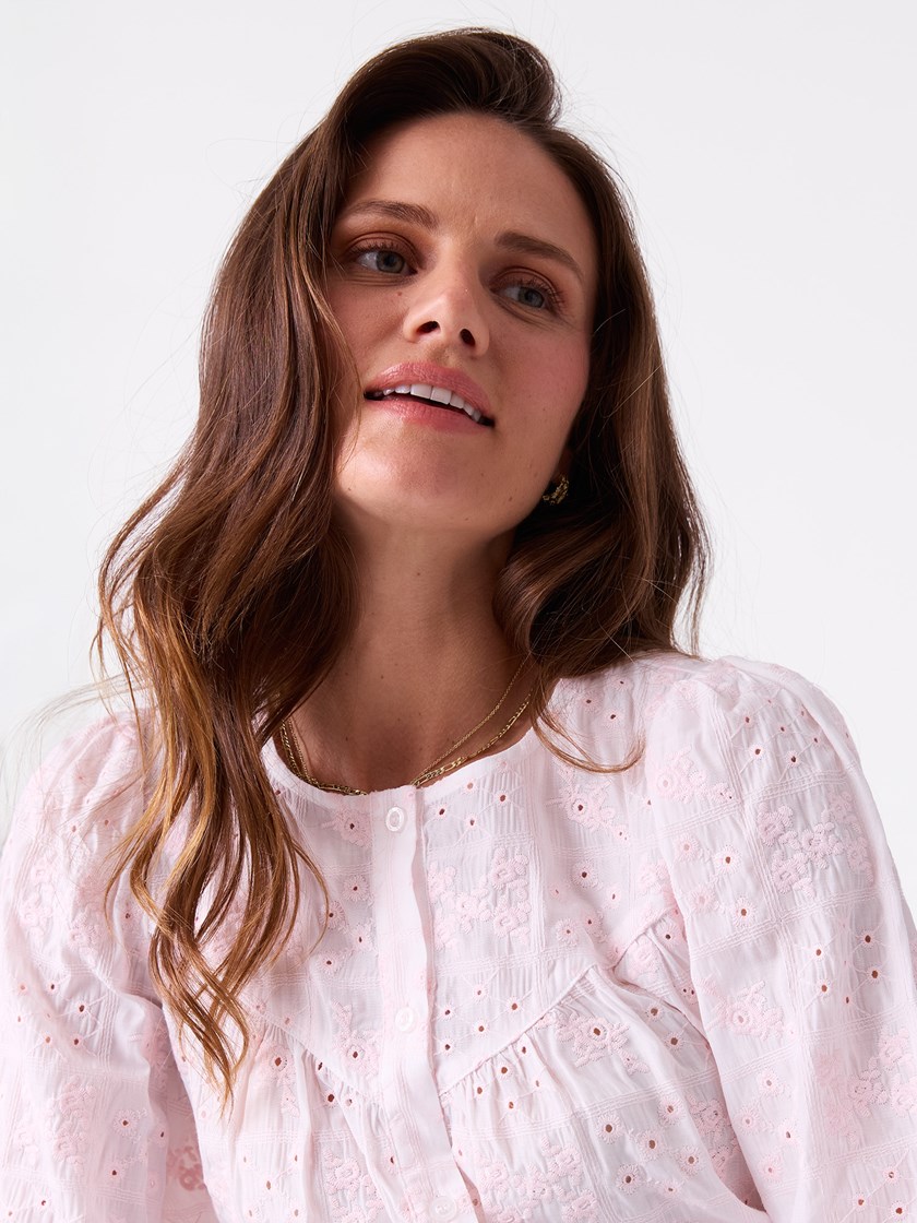 7514666 MIC 7514666_MIC-MELL-S26-Modell-Front.jpg_