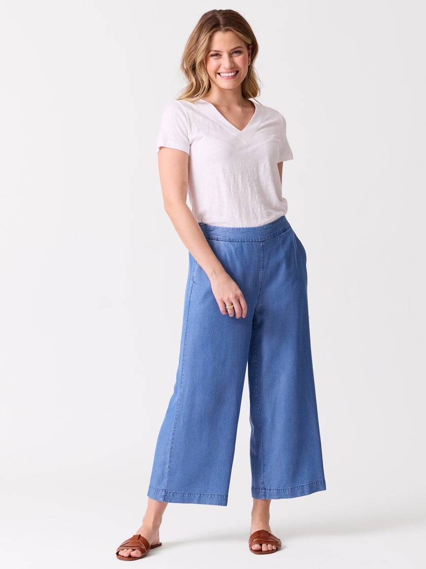 7514684 ECL 7514684_ECL-MELL-H26-Modell-Front_chn=vic_8027_Martine culotte ECL.jpg_Front