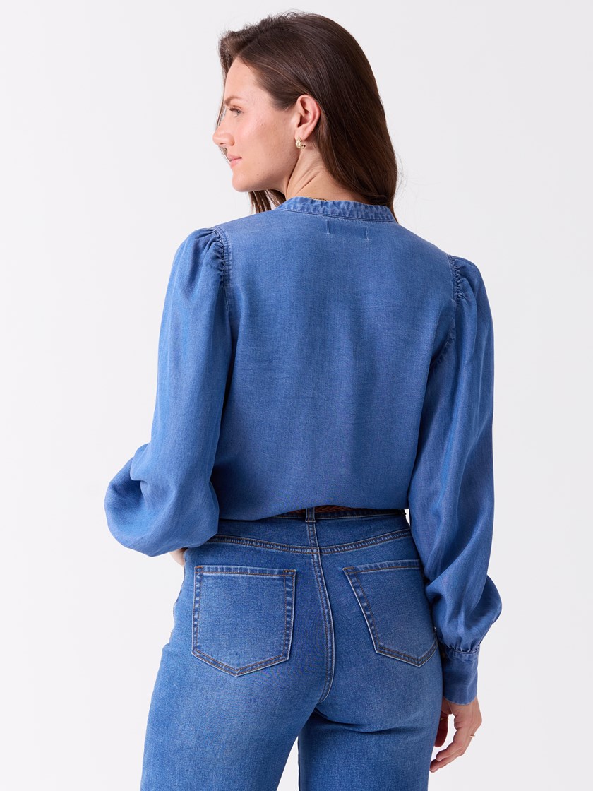 7514713 ECL 7514713_ECL-MELL-S26-Modell-Front_chn=vic_9906_Ameli bluse ECL_Ameli bluse ECL 7514713.jpg_Front||Front