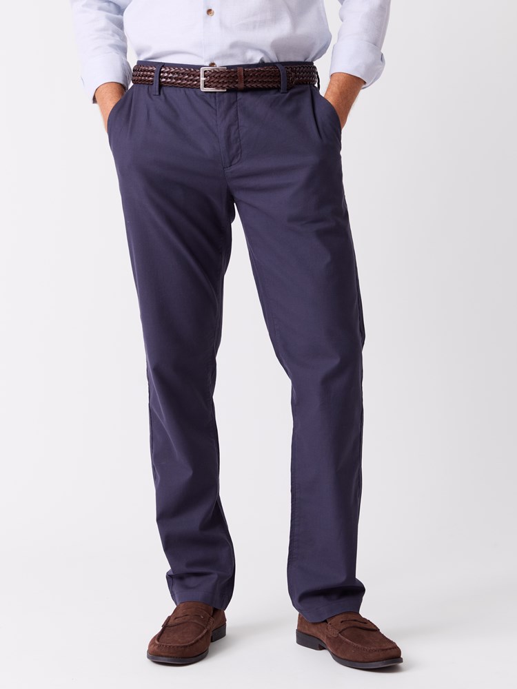 Bennett chinos 7514738_C27-VESB-S26-Modell-Front_chn=vic_4881_Bennett chinos C27_Bennett chinos C27 7514738.jpg_