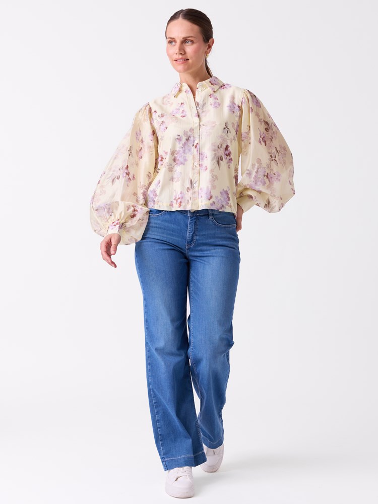 Allegra bluse 7514774_Q71-DONNA-S26-Modell-Front_chn=vic_5836_Allegra bluse Q71_Allegra bluse Q71 7514774.jpg_