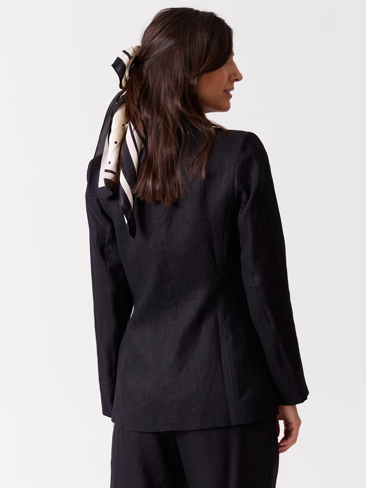 Lina linblazer 7514813_ID2-BLU-H26-Modell-Front_chn=vic_5965_Lina linblazer ID2 7514813.jpg_