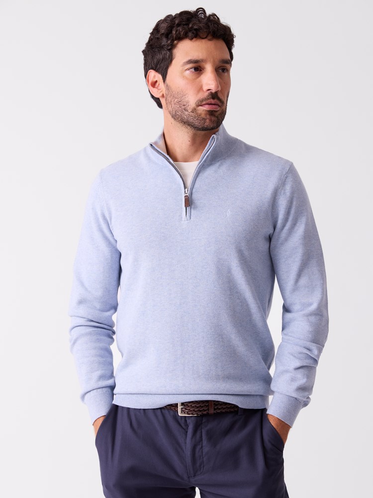 Easton zip genser 7514833_S64-VESB-S26-Modell-Front_chn=vic_3423_Easton zip genser S64_Easton zip genser S64 7514833.jpg_Front||Front