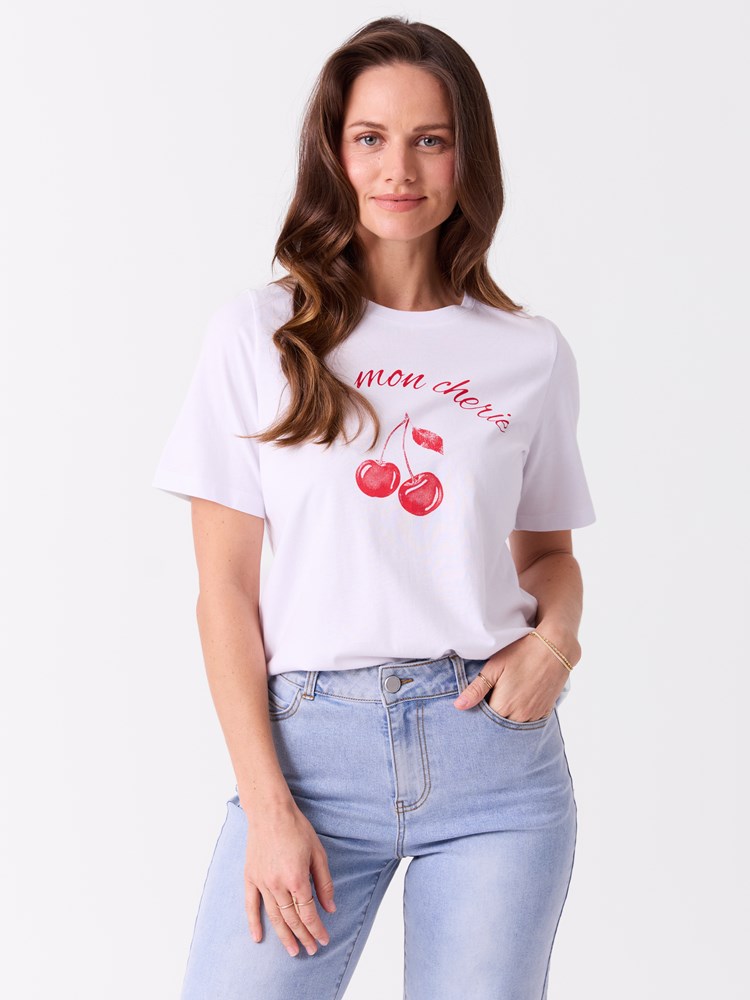 Sunny t-skjorte 7514974_KBI-MELL-S26-Modell-Front_chn=vic_6753_Sunny t-skjorte KBI.jpg_Front