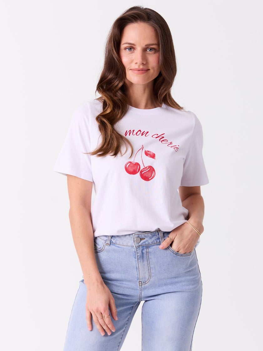 7514974 KBI 7514974_KBI-MELL-S26-Modell-Front_chn=vic_6753_Sunny t-skjorte KBI.jpg_Front