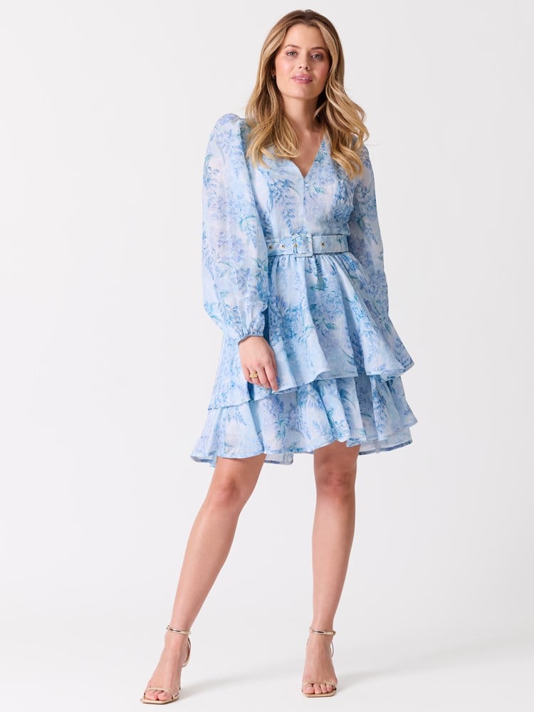 Imogen kjole 7515331_T64-MELL-H26-Modell-Front_chn=vic_1221_Imogen kjole T64.jpg_Front