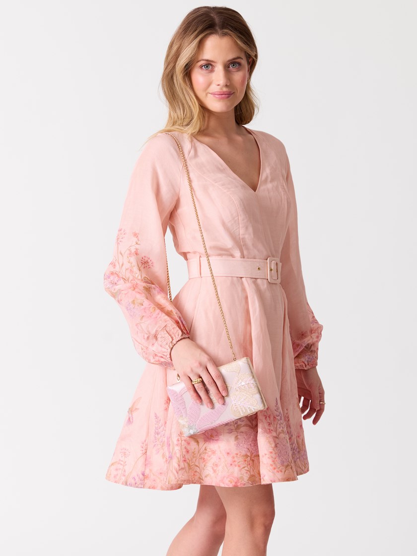 7515334 MJB 7515334_MJB-MELL-H26-Modell-Front_chn=vic_178_Esme kjole MJB_Esme kjole MJB 7515334.jpg_Front||Front
