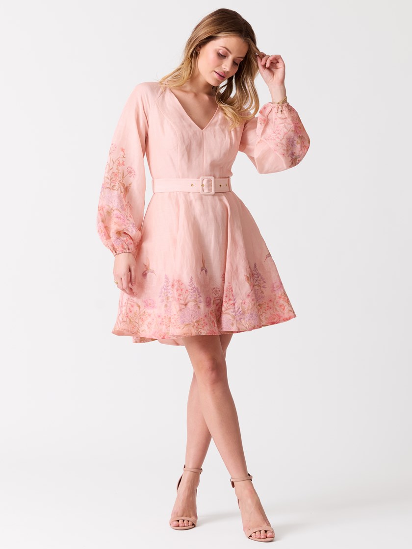 7515334 MJB 7515334_MJB-MELL-H26-Modell-Front_chn=vic_9035_Esme kjole MJB_Esme kjole MJB 7515334.jpg_Front||Front