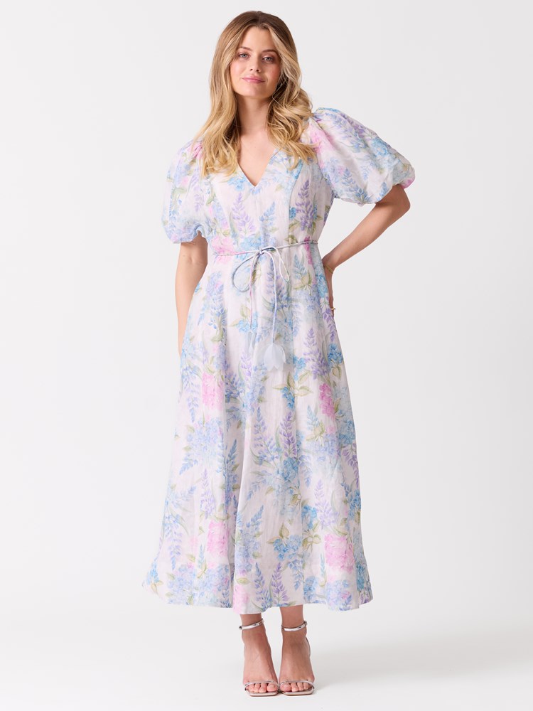 Phoebe kjole 7515335_O77-MELL-H26-Modell-Front_chn=vic_6513_Phoebe kjole O77.jpg_Front||Front