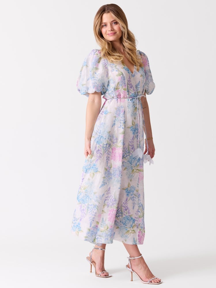 Phoebe kjole 7515335_O77-MELL-H26-Modell-Front_chn=vic_9318_Phoebe kjole O77.jpg_Front||Front