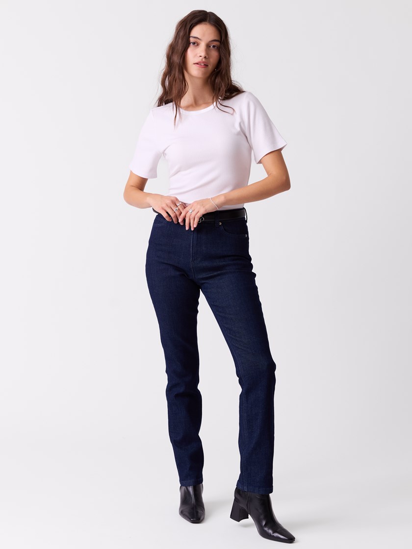 7515366 O68 7515366_O68-BLU-S26-Modell-Front_chn=vic_9959_Catalina t-skjorte O68.jpg_Front||Front