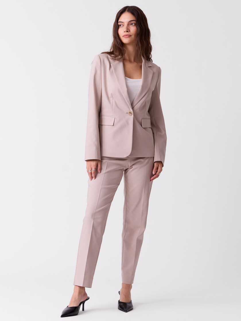 7515371 I4X 7515371_I4X-BLU-S26-Modell-Front_chn=vic_8853_Jessica blazer I4X_Jessica blazer I4X 7515371.jpg_Front||Front