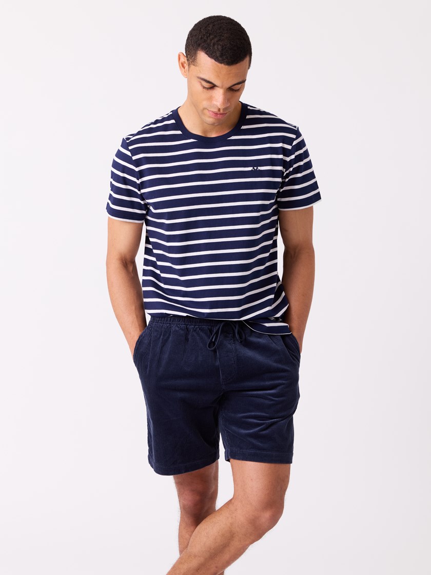 7515392 EOA 7515392_EOA-JEANPAUL-H26-Front_9934_Eliot stripete t-skjorte_Eliot stripete t-skjorte EOA.jpg_Front||Front