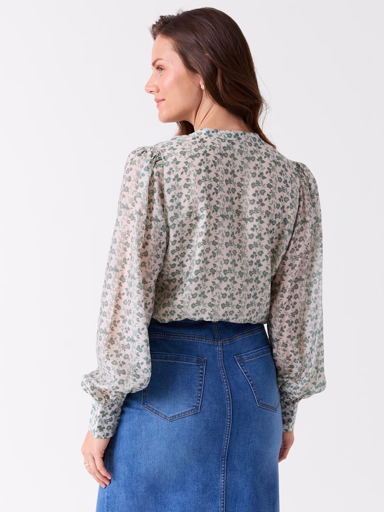 Leanna bluse 7515395_GJC-MELL-S26-Modell-Front_chn=vic_3656_Leanna bluse GJC_Leanna bluse GJC 7515395.jpg_Front||Front