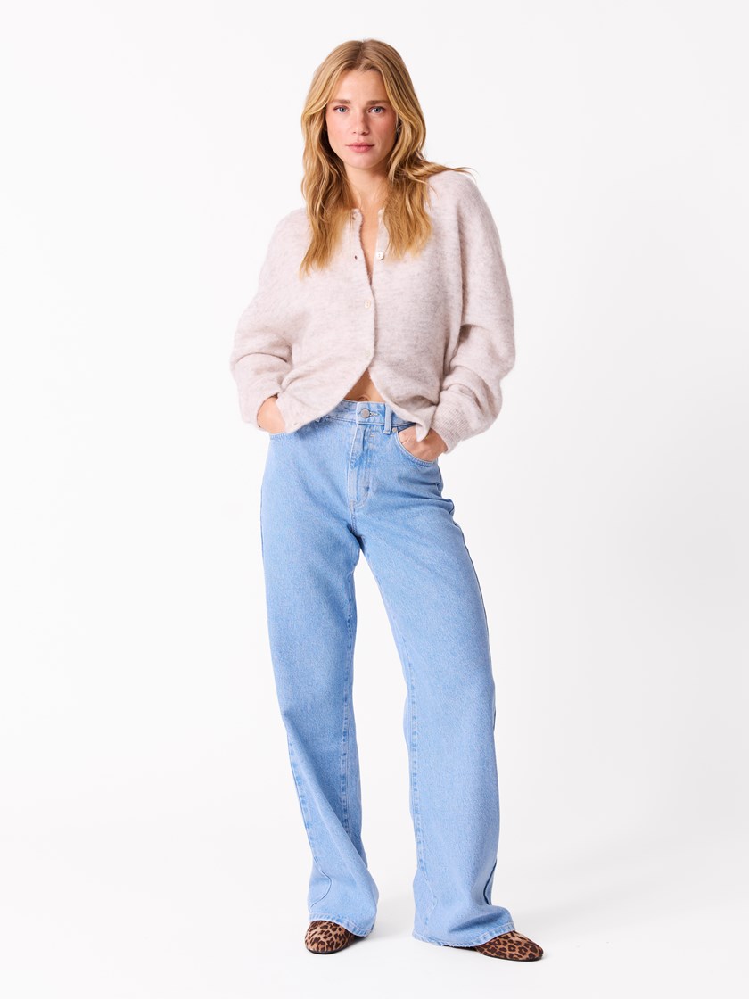 7515445 DAC 7515445_DAC-JEANPAUL-S26-Modell-Front (3)_Julianne jeans DAC.jpg_