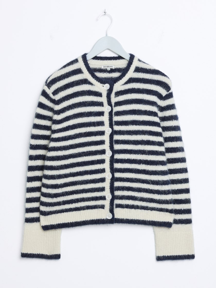 7515489 EM6 7515489_EM6-JEANPAUL-A26-Front_9617_Gill cardigan EM6.jpg_Front
