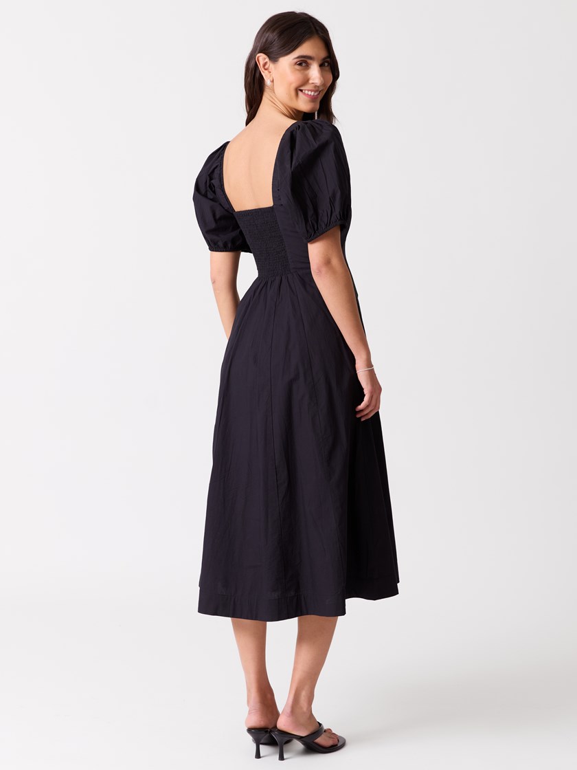 7515508 ID2 7515508_ID2-BLU-H26-Modell-Front_chn=vic_5270_Becca kjole ID2.jpg_Front||Front