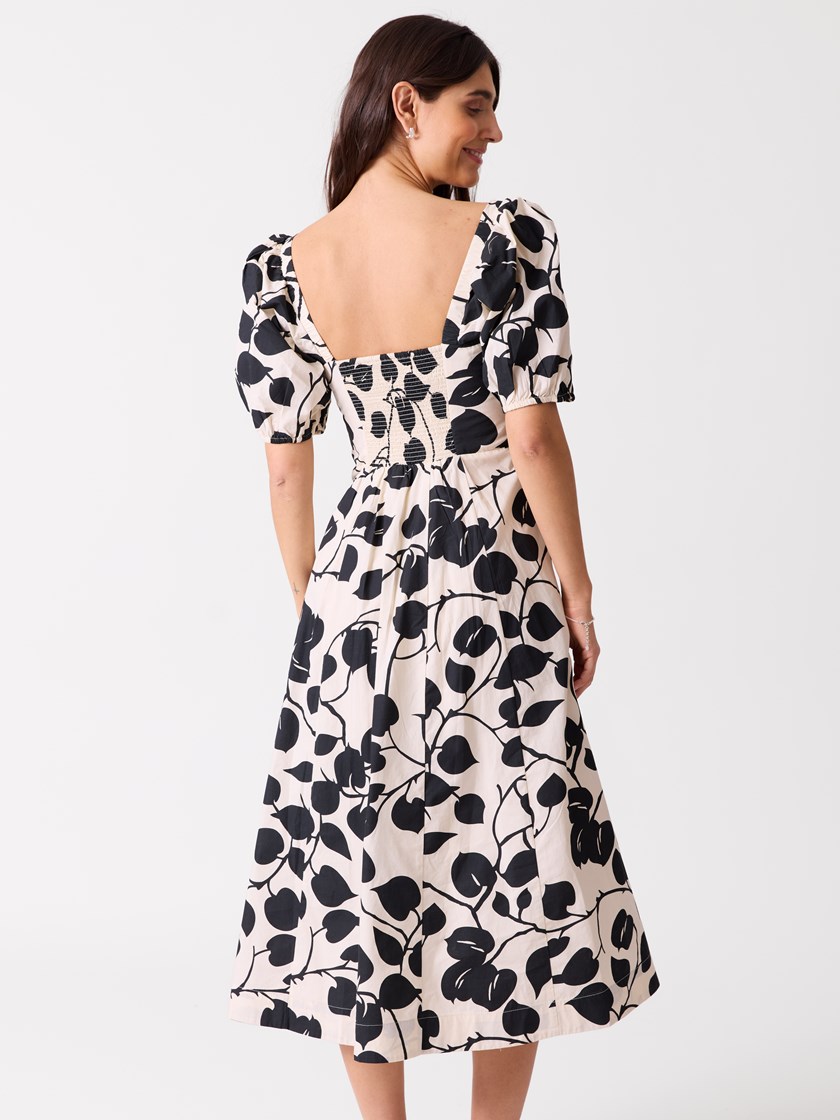 7515508 O79 7515508_O79-BLU-H26-Modell-Front_chn=vic_8561_Becca kjole O79.jpg_Front||Front