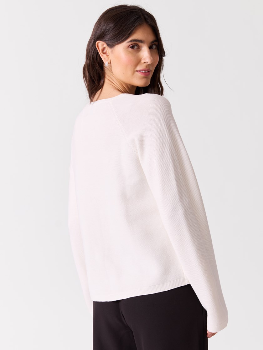 7515553 O68 7515553_O68-BLU-H26-Modell-Front_chn=vic_3391_Pearl genser O68.jpg_Front||Front