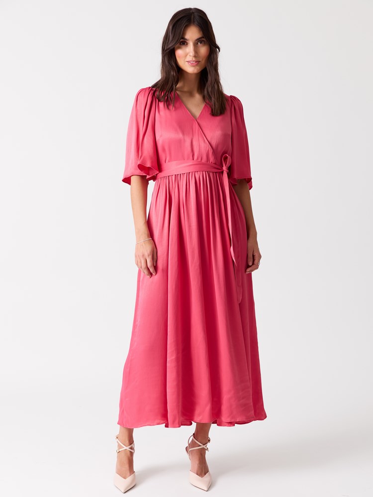 Scarlet maxi kjole 7515584_MQT-BLU-H26-Modell-Front_chn=vic_6976_Scarlet maxi kjole MQT.jpg_Front||Front