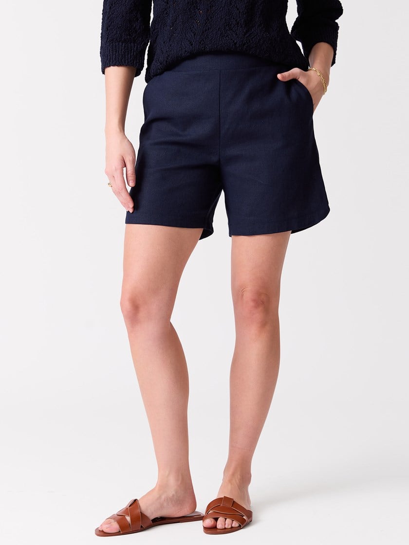 7515589 EM6 7515589_EM6-MELL-H26-Modell-Front_chn=vic_3152_Marie pullon shorts EM6.jpg_Front