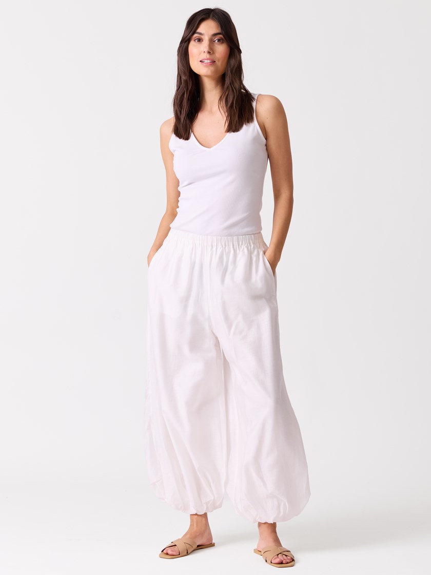 7515590 O79 7515590_O79-DONNA-H26-Modell-Front_chn=vic_1810_Peach bukse O79.jpg_Front||Front