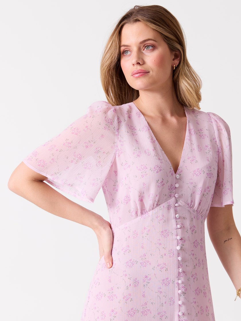 7515602 MIN 7515602_MIN-MELL-H26-Modell-Front_chn=vic_87_Lizette kjole MIN.jpg_Front||Front