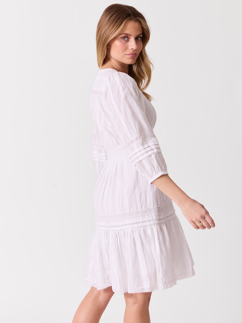 7515644 O68 7515644_O68-MELL-H26-Modell-Front_chn=vic_1407_Martina kjole O68.jpg_Front