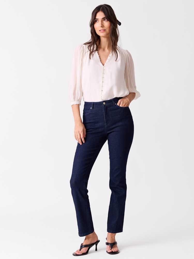 Fiol bluse 7515667_O79-BLU-H26-Modell-Front_chn=vic_8831_Fiol bluse O79_Fiol bluse O79 7515667.jpg_Front||Front