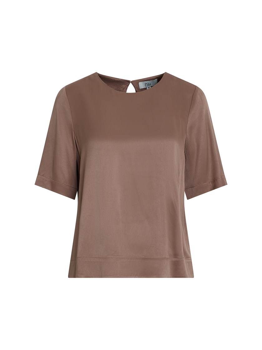 7515713 S74 7515713_S74-BLU-H26-Modell-Front_chn=vic_3734_Tina bluse S74.jpg_Front||Front