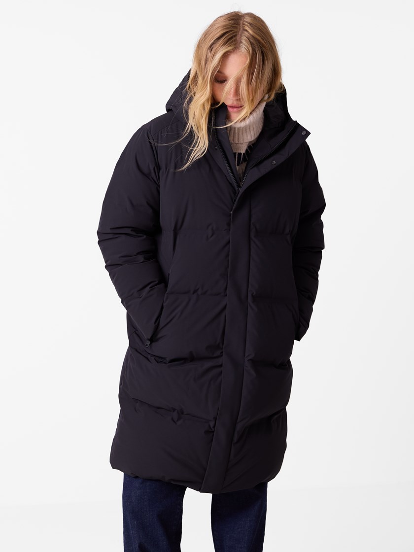7515896 C25 7515896_C25_Jean Paul_Cornelia Dunparkas_Model_A26 (3)_Cornelia dunparkas C25.jpg_