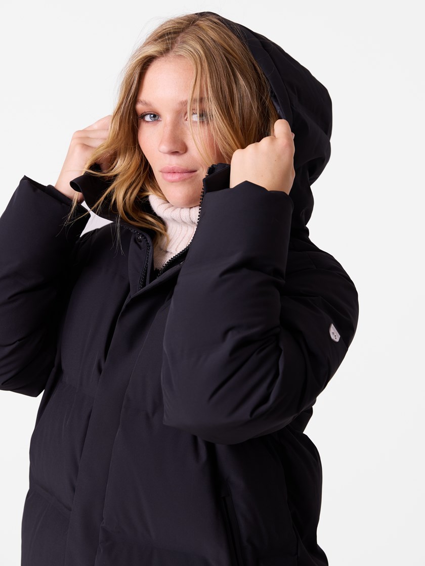 7515896 C25 7515896_C25_Jean Paul_Cornelia Dunparkas_Model_A26 (4)_Cornelia dunparkas C25.jpg_