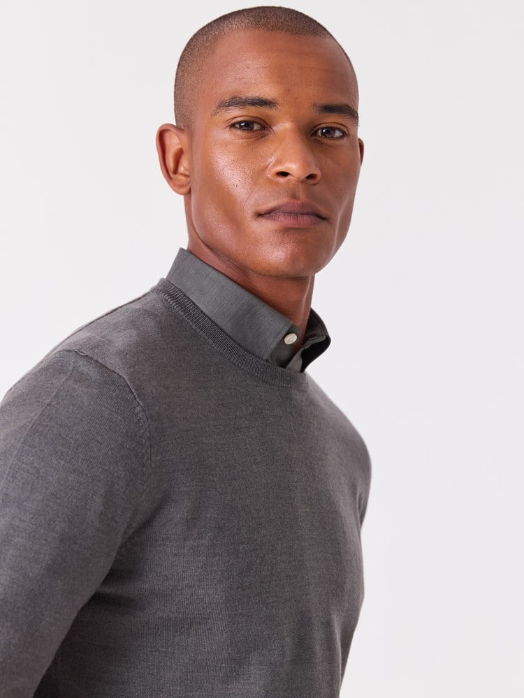 Ledger merino genser 7515969_T68-VESB-A26-Modell-Front_chn=vic_8177_Ledger merino genser T68.jpg_Front||Front