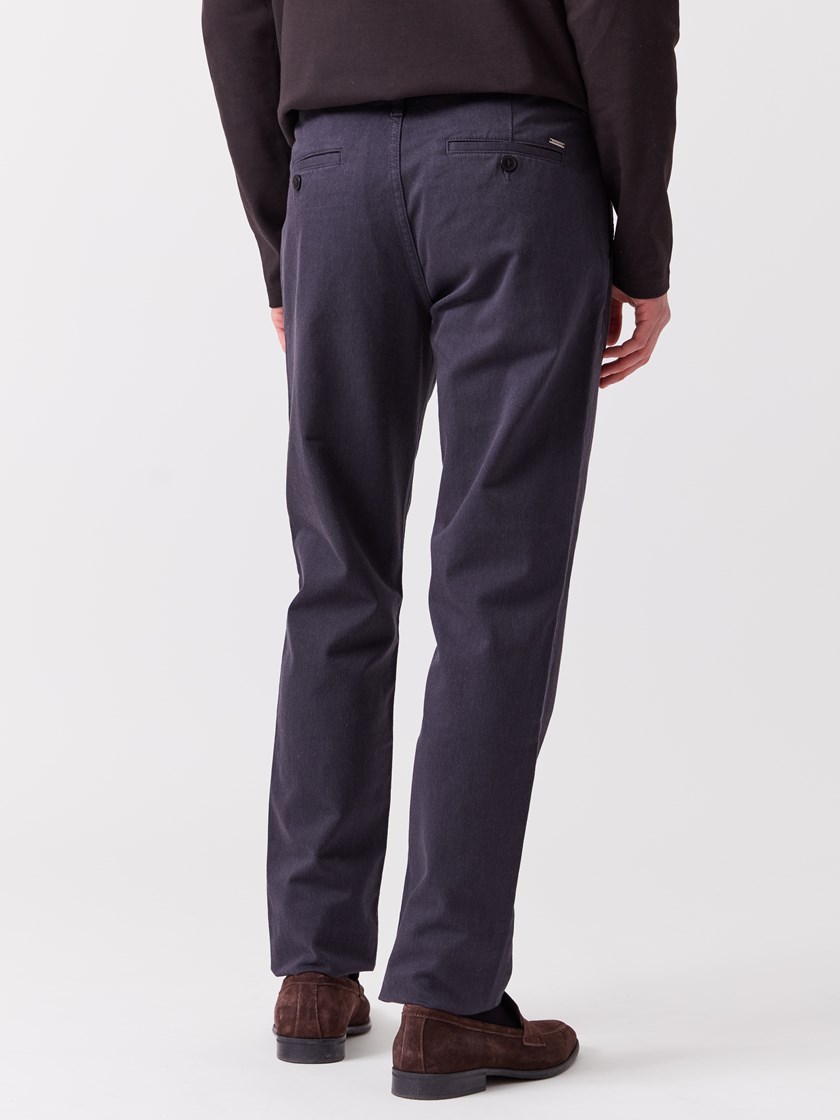 7515982 I8C 7515982_I8C-MRCAPUCHIN-A26-Modell-Front_chn=vic_2151_Regular melange chino I8C.jpg_Front||Front