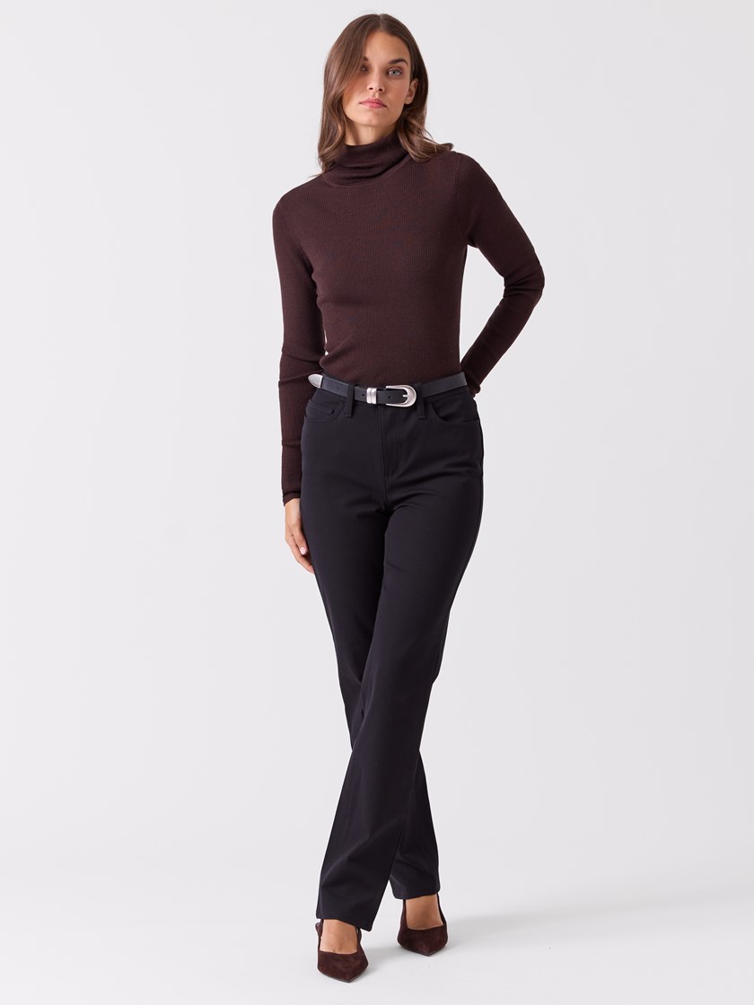 7515989 AIN 7515989_AIN-BLU-A26-Modell-Front_chn=vic_4704_Mia rib polo AIN.jpg_Front