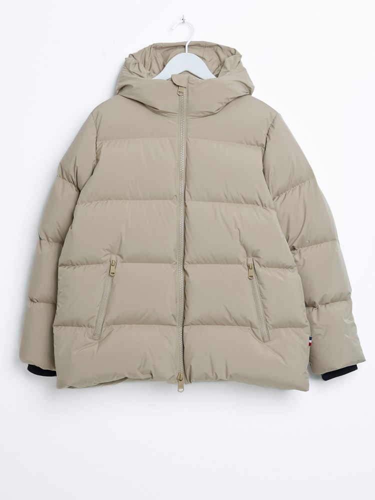 Mona dunjakke 7516085_AQB-JEANPAUL-A26-Front_8208_Mona dunjakke AQB.jpg_Front||Front