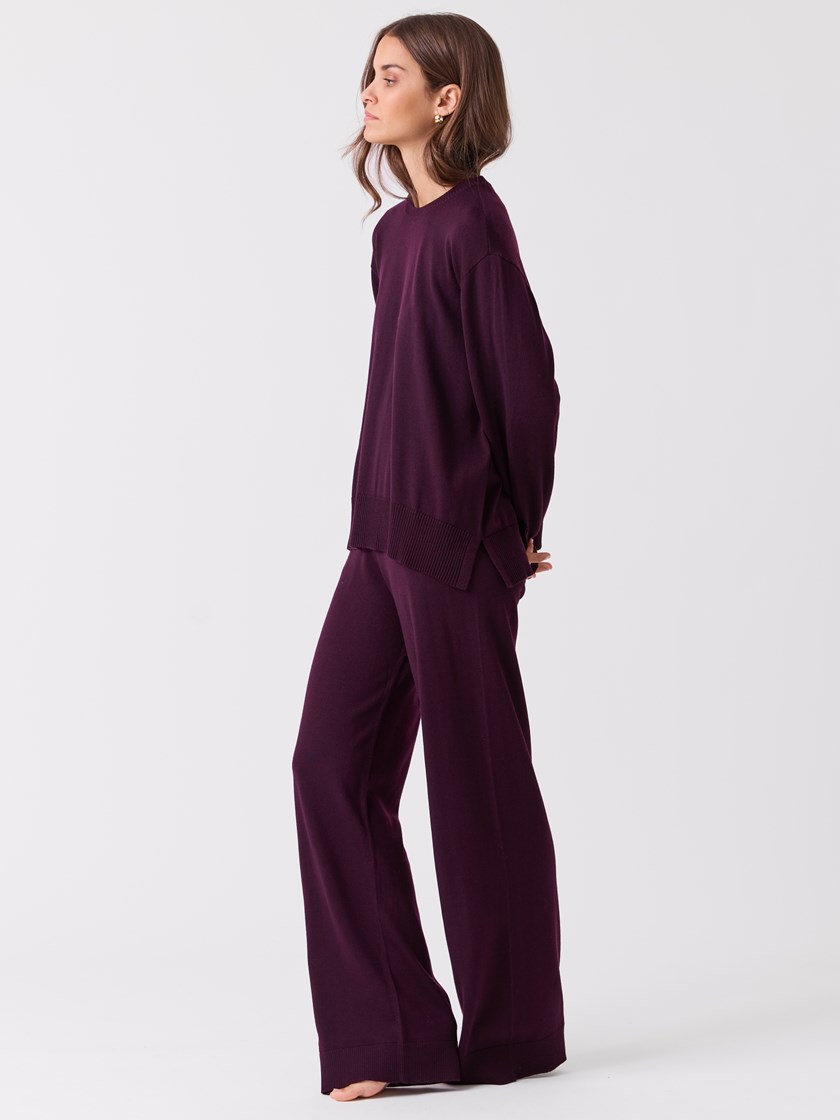 7516226 I7V 7516226_I7V-BLU-A26-Modell-Front_chn=vic_2311_Sofie merinogenser I7V.jpg_Front