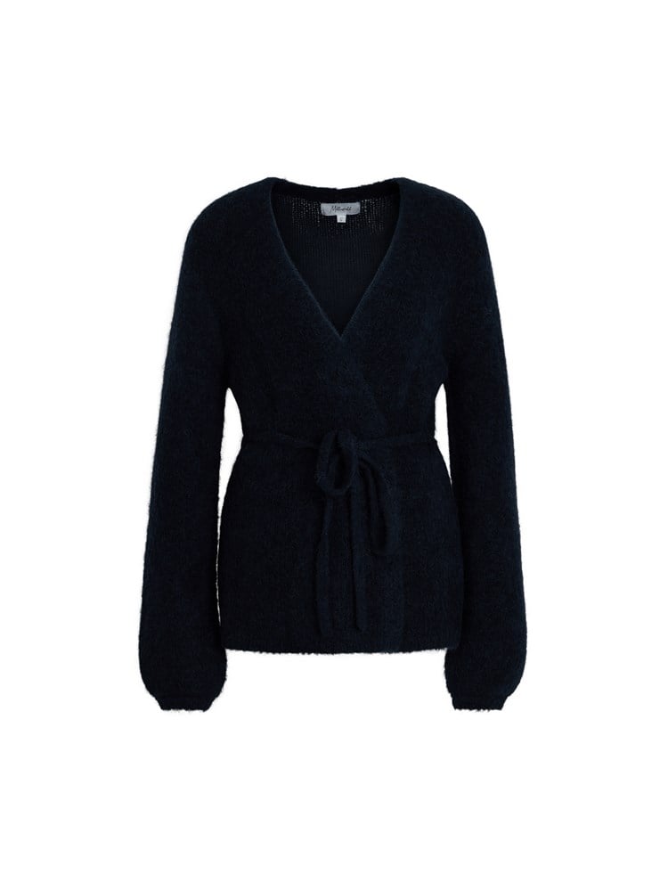 Maria strikkejakke 7516329_S28-MELL-A26-Modell-Front_chn=vic_1124_Maria strikkejakke S28.jpg_Front||Front